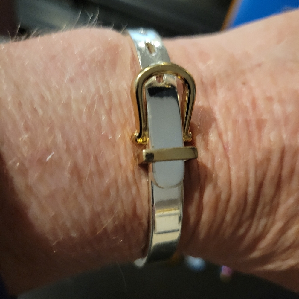 Bracelet - Picture 3 of 3
